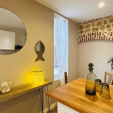 Apartment Elegant Studio, Acces Direct A La !