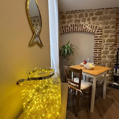 Elegant Studio, Acces Direct A La ! Apartment *