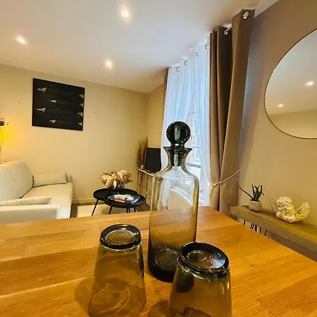 Elegant Studio, Acces Direct A La ! *