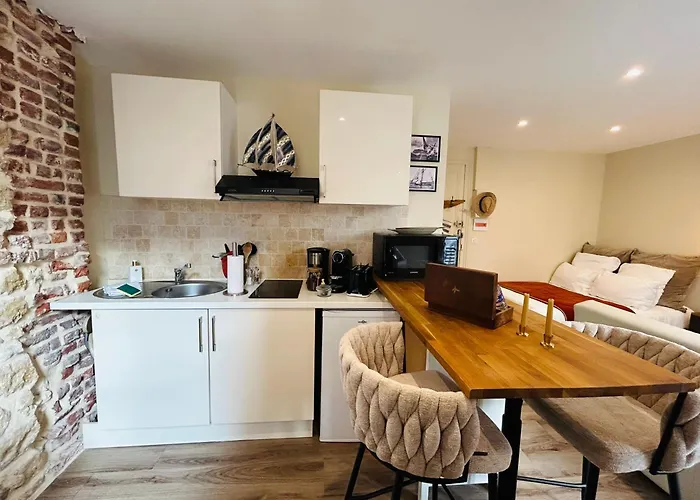 Sejour A 2 Personnes Parking & Apartmán *